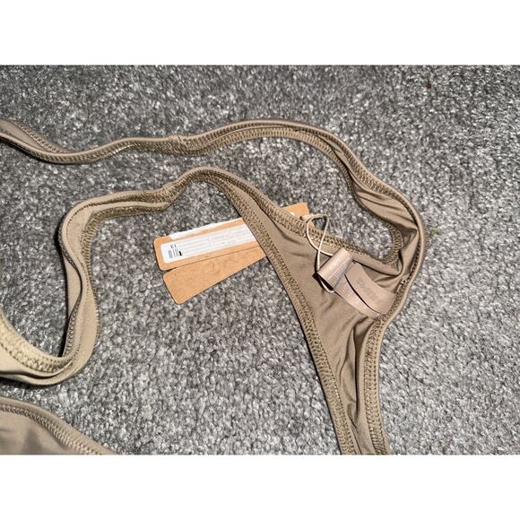 Skims swim thong in tan size large - NEW - Picture 4 of 4